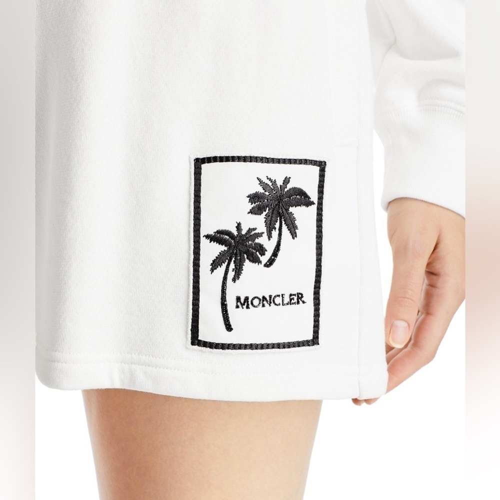 NWT MONCLER Hawaii embroidered sweat shorts